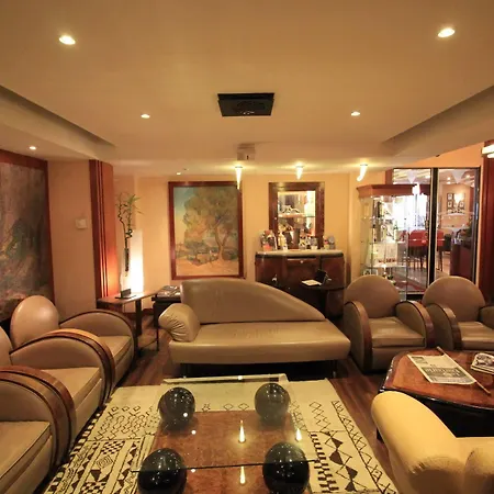 Saint Christophe Hotel 4*